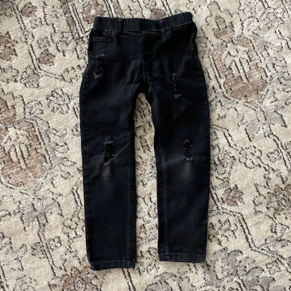 Distressed Jeans- black 4T - Picture 5 of 9